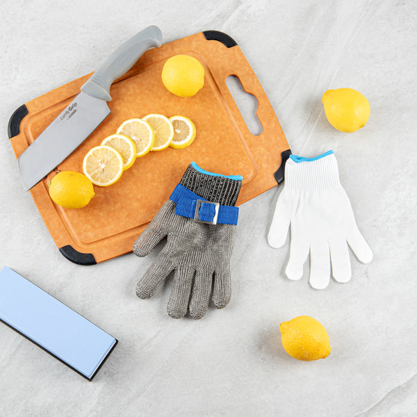Restaurantware Life Protector Fiber / Stainless Steel Mesh Small Cut-Resistant Glove - Level 9 Food Safe - 8 3/4" X 4" - 1 Count Box