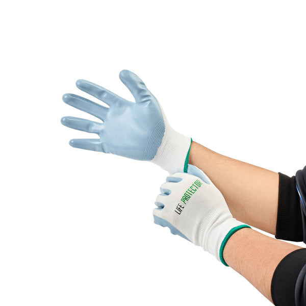 Restaurantware Life Protector White Nylon Medium Work Gloves - With Flat Nitrile Palm Coating - Pair - 10 Count Box