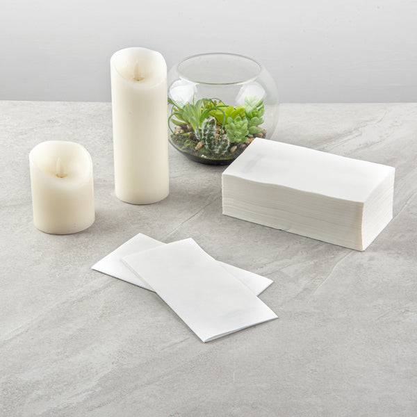 Restaurantware Luxenap Rectangle White Paper Linen-Feel Guest Towel / Napkin - Air Laid - 15 3/4" X 7 3/4" - 600 Count Box