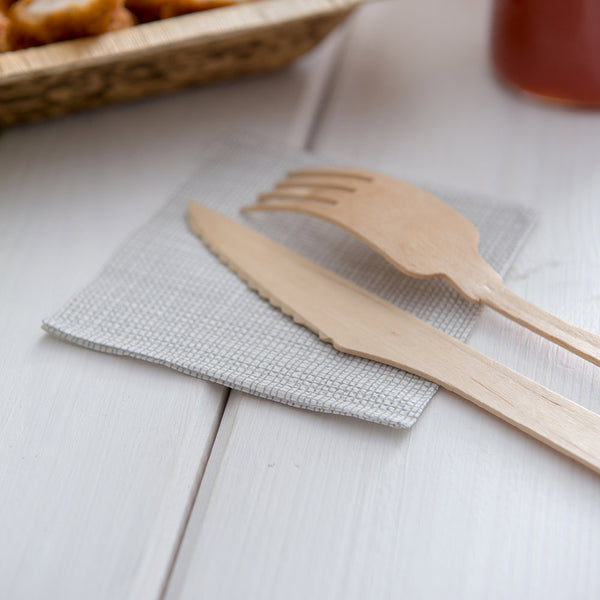 Restaurantware Luxenap Square White Paper Cocktail Napkin - Micropoint 2-Ply With Gray Threads - 7 3/4" X 7 3/4" - 4800 Count Box