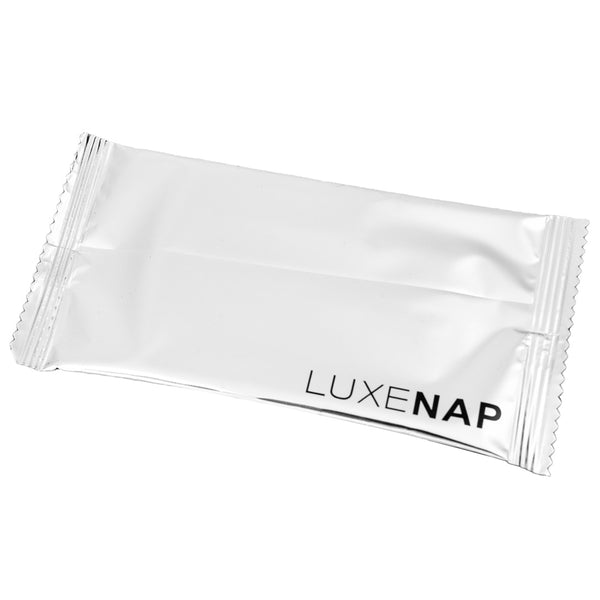Restaurantware Luxenap White Moist Towelette - Aloe-Scented Alcohol Free - 5 1/4" X 2 1/2" - 100 Count Box