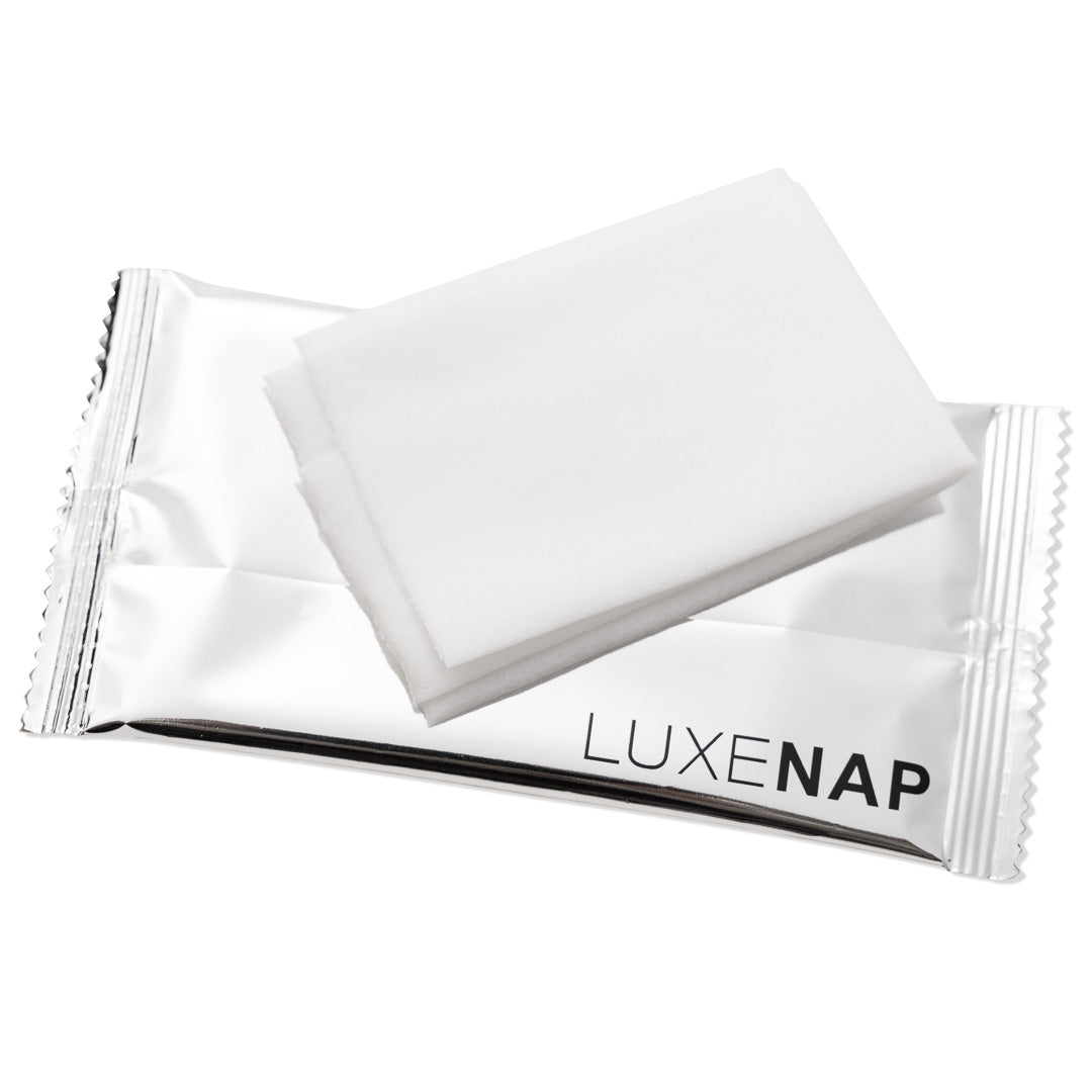 restaurantware Luxenap White Moist Towelette - Aloe-Scented Alcohol Free - 5 1/4" x 2 1/2" - 100 count box