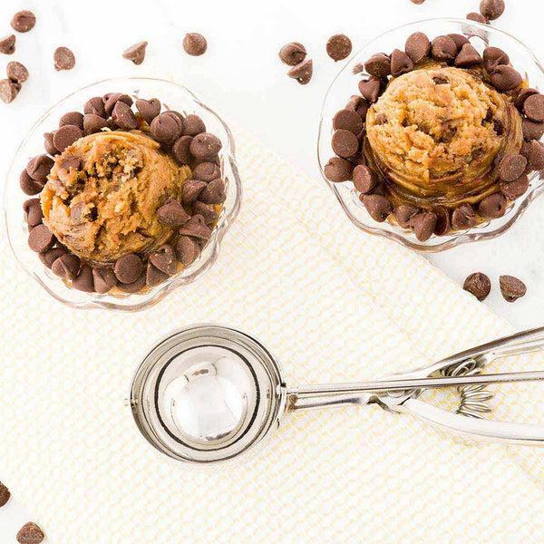 Restaurantware Met Lux 1.9 Oz Silver Stainless Steel #16 Ice Cream Scoop - 1 Count Box