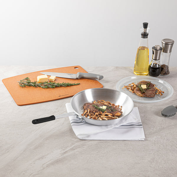Restaurantware Met Lux 1 Aluminum 10" Fry Pan And 1 Black Silicone Pan Handle Sleeve