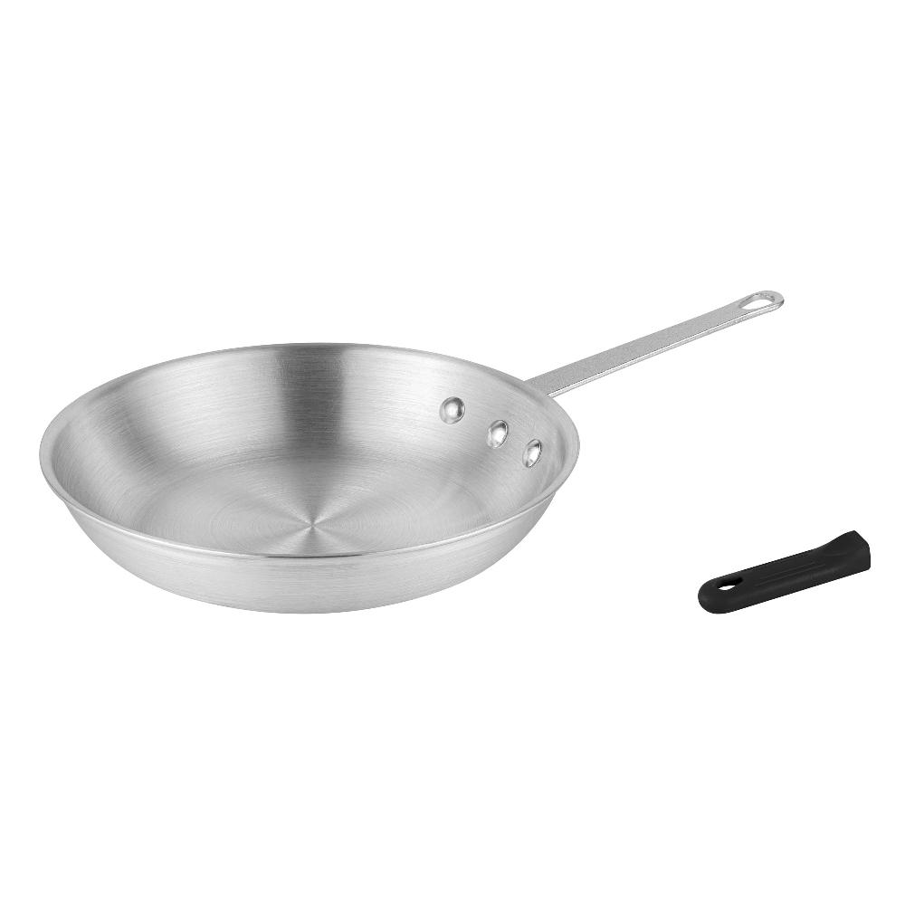 restaurantware Met Lux 1 Aluminum 10" Fry Pan and 1 Black Silicone Pan Handle Sleeve