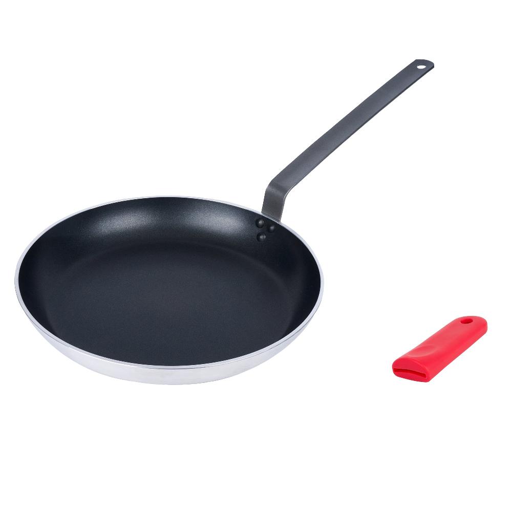 restaurantware Met Lux 1 Aluminum 14" Induction Ready Fry Pan and 1 Red Silicone Pan Handle Sleeve