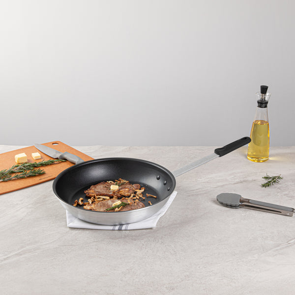 Restaurantware Met Lux 1 Aluminum 14" Non-Stick Fry Pan And 1 Black Silicone Pan Handle Sleeve