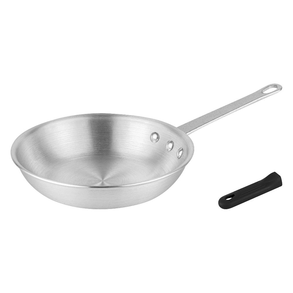 restaurantware Met Lux 1 Aluminum 9" Fry Pan and 1 Black Silicone Pan Handle Sleeve