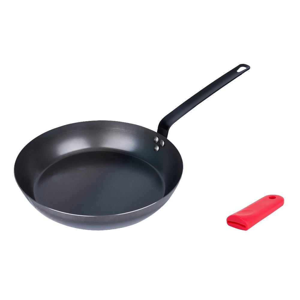 restaurantware Met Lux 1 Black Carbon Steel 13" Pre-Seasoned Fry Pan and 1 Red Silicone Pan Handle Sleeve