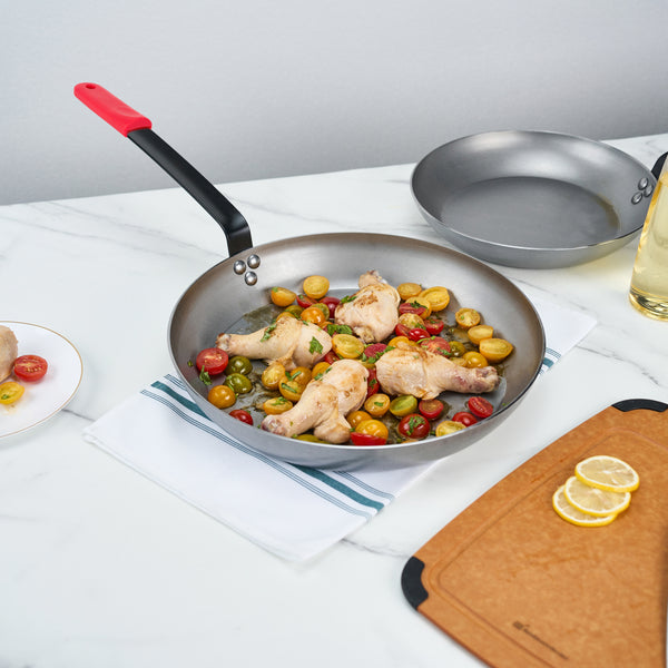 Restaurantware Met Lux 1 Carbon Steel 14" Non-Stick Fry Pan And 1 Red Silicone Pan Handle Sleeve