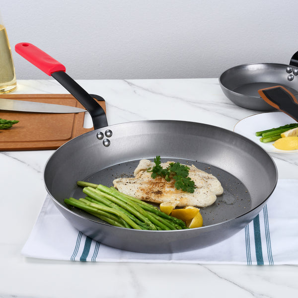 Restaurantware Met Lux 1 Carbon Steel 16" Non-Stick Fry Pan And 1 Red Silicone Pan Handle Sleeve