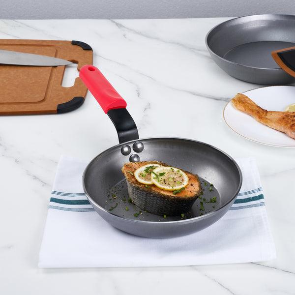 Restaurantware Met Lux 1 Carbon Steel 8" Non-Stick Fry Pan And 1 Red Silicone Pan Handle Sleeve