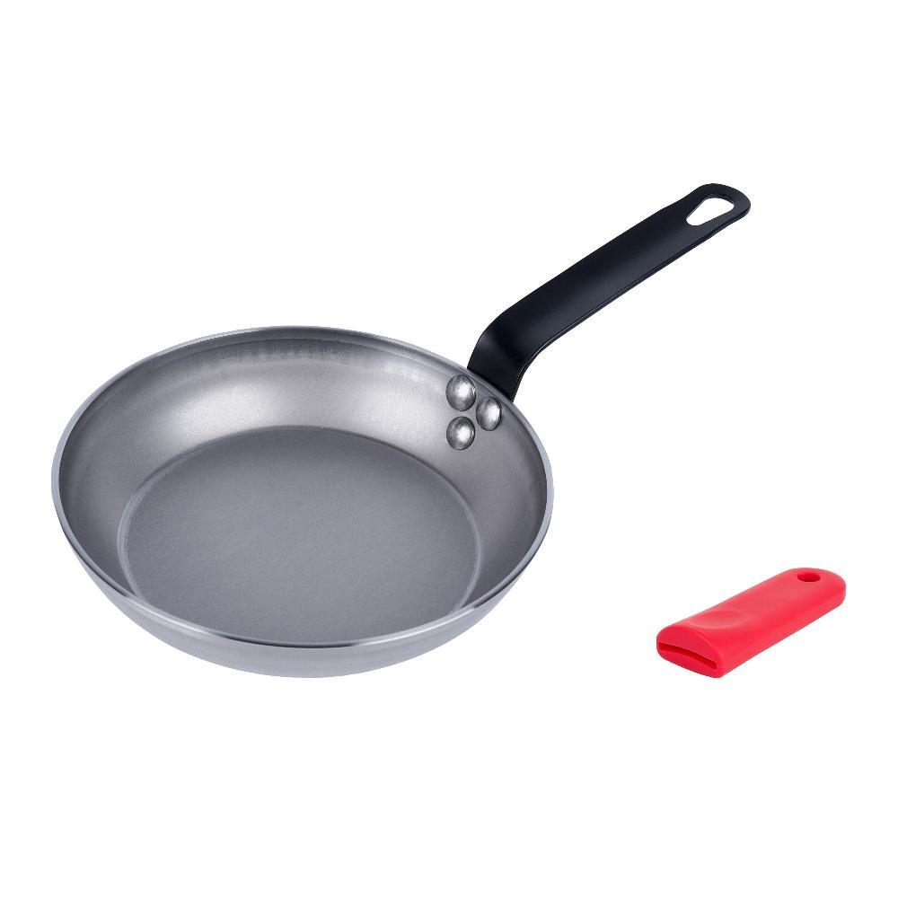restaurantware Met Lux 1 Carbon Steel 8" Non-Stick Fry Pan and 1 Red Silicone Pan Handle Sleeve