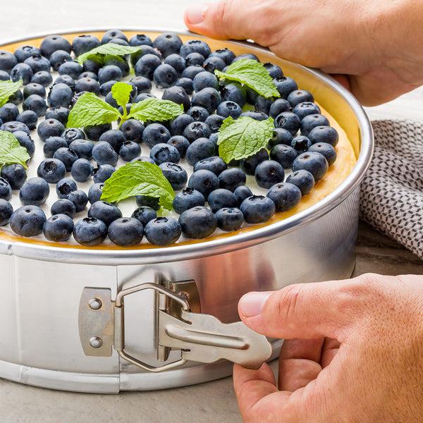 Restaurantware Met Lux 12" Silver Aluminum Springform Cake Pan - 12" X 12" X 3" - 1 Count Box