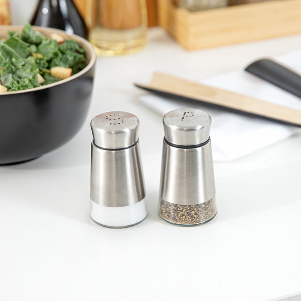 Restaurantware Met Lux 2 Oz Stainless Steel Salt And Pepper Shaker Set - 1 Count Box