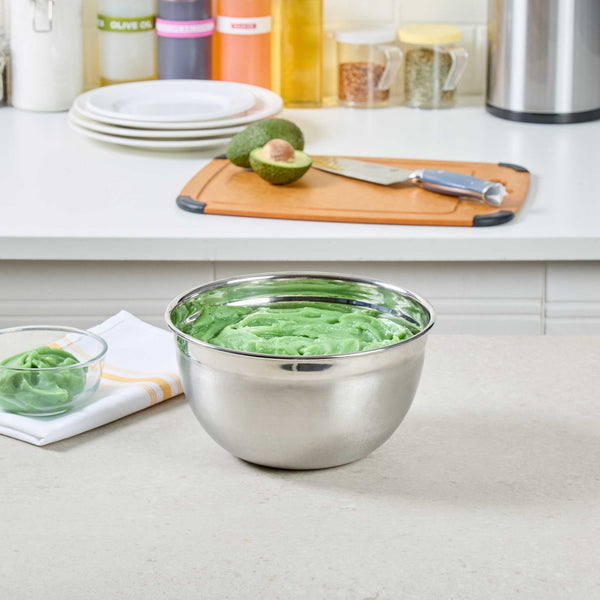 Restaurantware Met Lux 3 Qt Stainless Steel Premium German Mixing Bowl - 1 Count Box