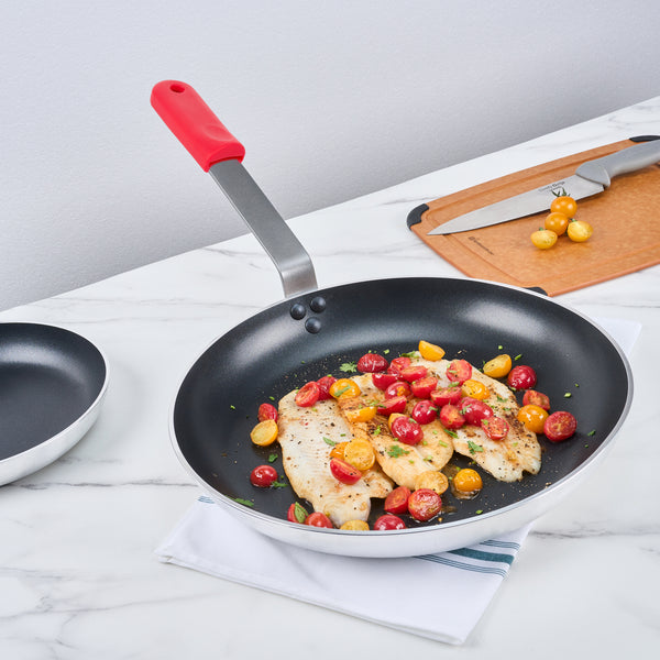 Restaurantware Met Lux 6 Aluminum 16" Induction Ready Fry Pans And 6 Red Silicone Pan Handle Sleeves