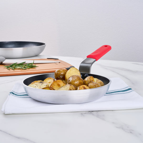 Restaurantware Met Lux 6 Aluminum 8" Induction Ready Fry Pans And 6 Red Silicone Pan Handle Sleeves