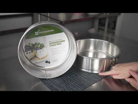 Restaurantware Met Lux 9" Silver Aluminum Springform Cake Pan - 9" X 9" X 3" - 1 Count Box