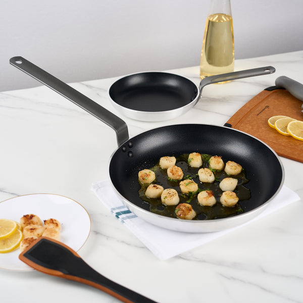 Restaurantware Met Lux Aluminum 12" Fry Pan - Non-Stick Induction Ready Heavy Duty - 6 Count Box