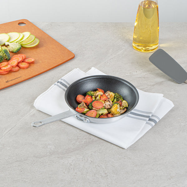 Restaurantware Met Lux Aluminum 7" Fry Pan - Non-Stick - 6 Count Box