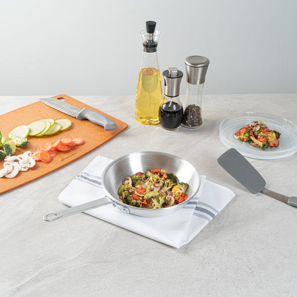 Restaurantware Met Lux Aluminum 8" Fry Pan - 6 Count Box
