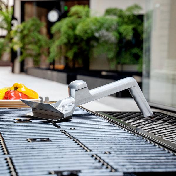 Restaurantware Met Lux Aluminum Grill Scraper - Heavy Duty - 16" - 1 Count Box