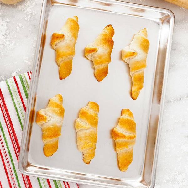 Restaurantware Met Lux Aluminum Quarter Size Baking Sheet - 13" X 9" - 1 Count Box