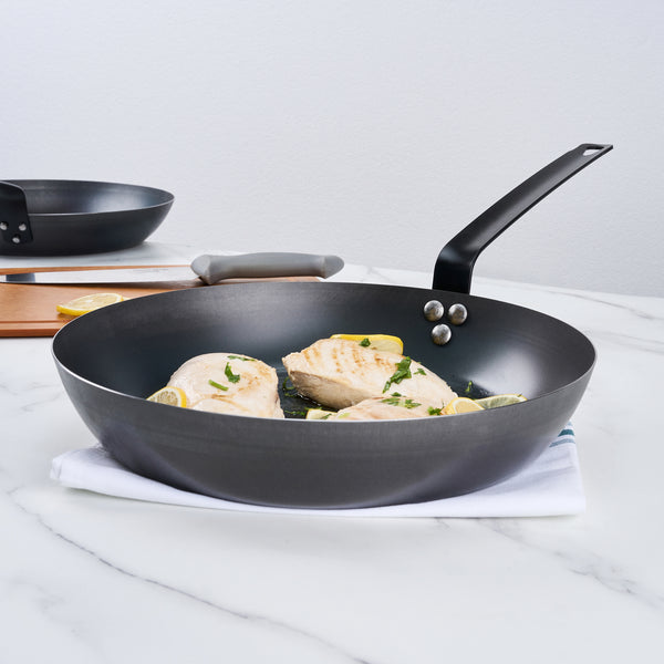 Restaurantware Met Lux Black Carbon Steel 13" Fry Pan - 6 Count Box