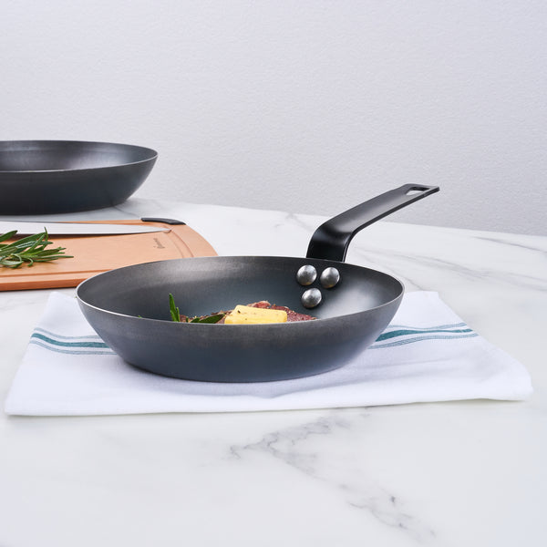 Restaurantware Met Lux Black Carbon Steel 8" Fry Pan - 6 Count Box