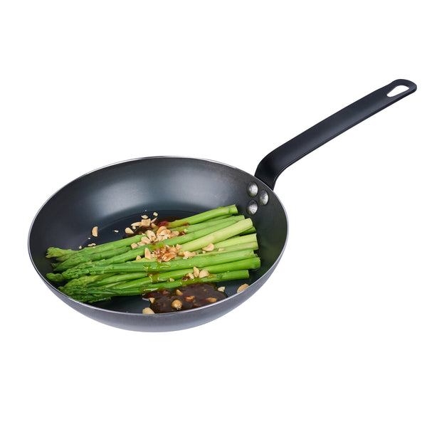 Restaurantware Met Lux Black Carbon Steel 9 1/2" Fry Pan - 6 Count Box