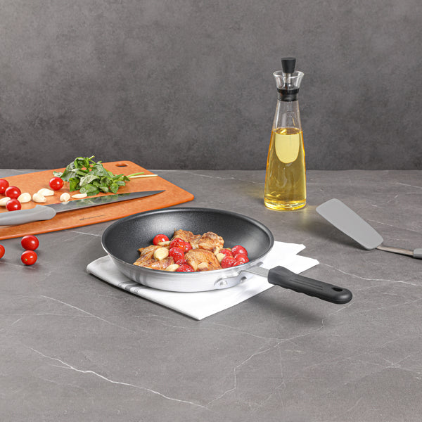 Restaurantware Met Lux Black Silicone Removable Pan Handle Sleeve - For 10" And 12" Aluminum Pans - 5 1/4" - 1 Count Box