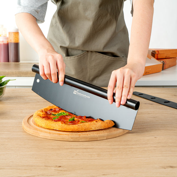 Restaurantware Met Lux Black Stainless Steel Pizza Cutter / Rocker - With Cover - 13 3/4" X 3 1/2" - 1 Count Box