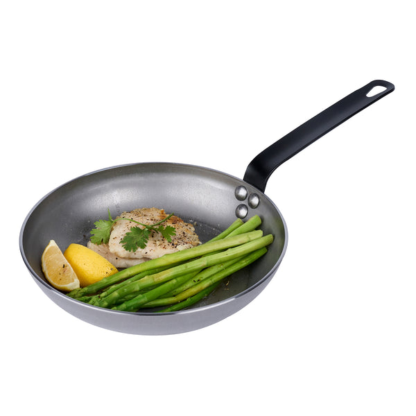 Restaurantware Met Lux Carbon Steel 9 1/2" Fry Pan - 6 Count Box
