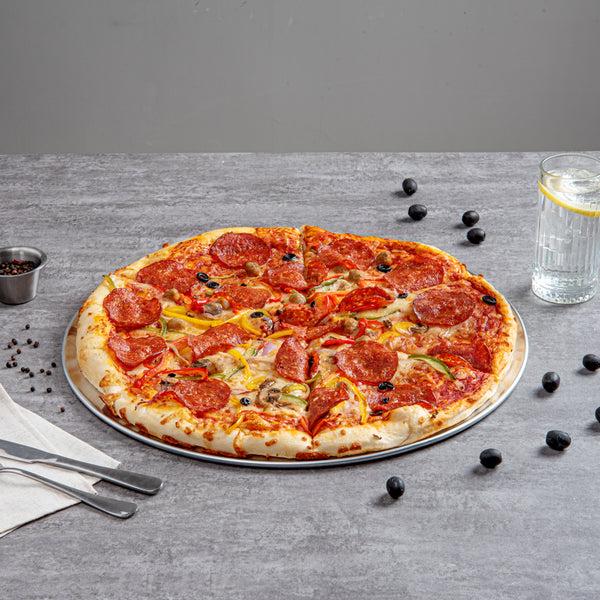 Restaurantware Met Lux Heavy-Duty Coupe Pizza Pan - 18" - 1 Count Box