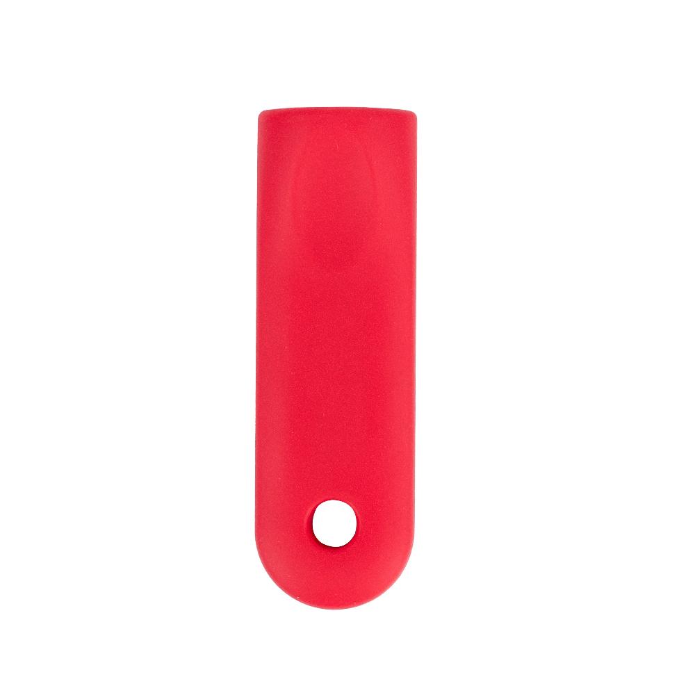 restaurantware Met Lux Red Silicone Removable Pan Handle Sleeve - 4 3/4'' - 1 count box
