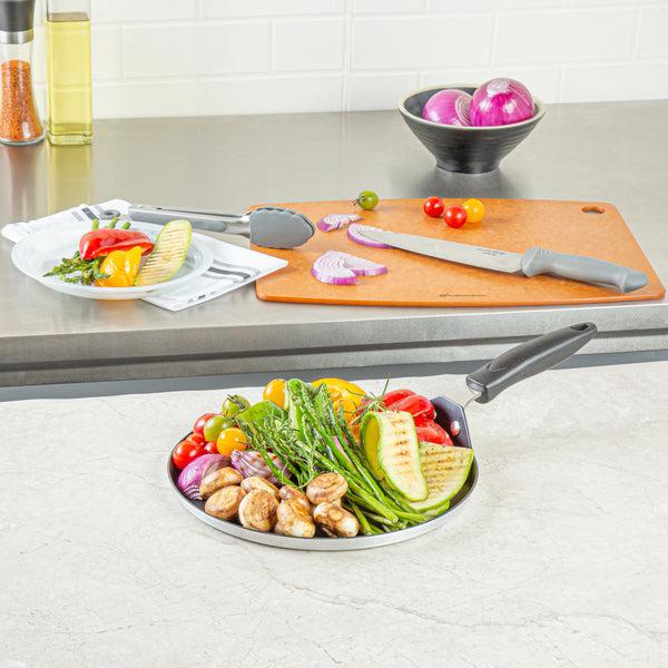 Restaurantware Met Lux Round Aluminum Griddle - Non-Stick With Bakelite Handles - 10" - 10 Count Box