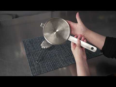 Restaurantware Met Lux Round Stainless Steel Mesh Strainer - 9 3/4" X 4 1/4" X 2 1/4" - 1 Count Box