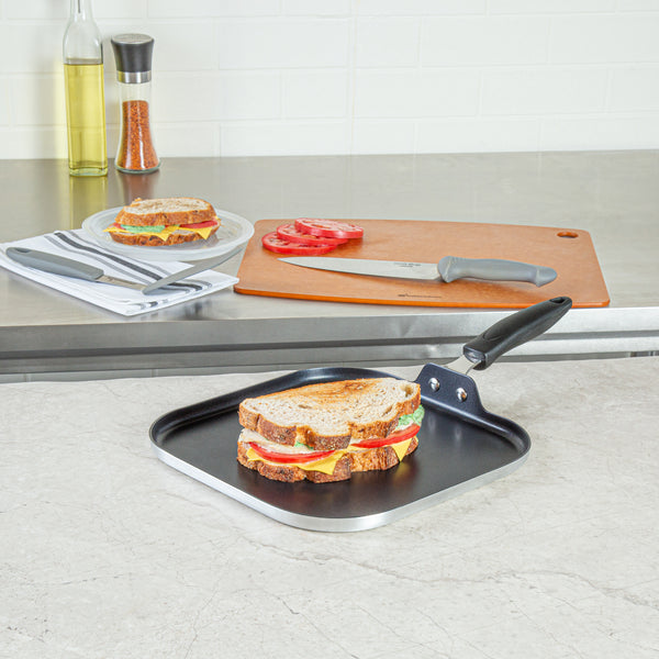 Restaurantware Met Lux Square Aluminum Griddle - Non-Stick With Bakelite Handles - 11" - 10 Count Box