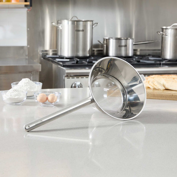 Restaurantware Met Lux Stainless Steel Bouillon / Chinois Strainer - Extra Fine Mesh - 10 1/4" - 1 Count Box
