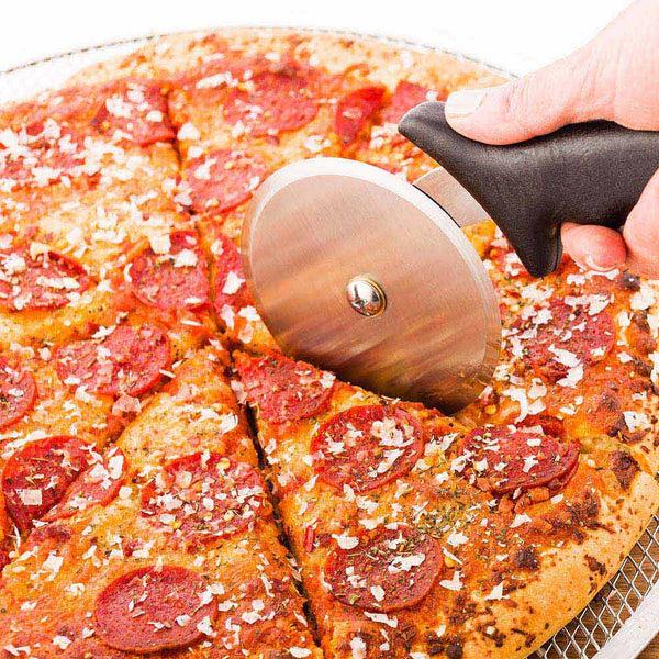 Restaurantware Met Lux Stainless Steel Pizza Wheel - With Black Plastic Handle - 9 1/2" - 1 Count Box
