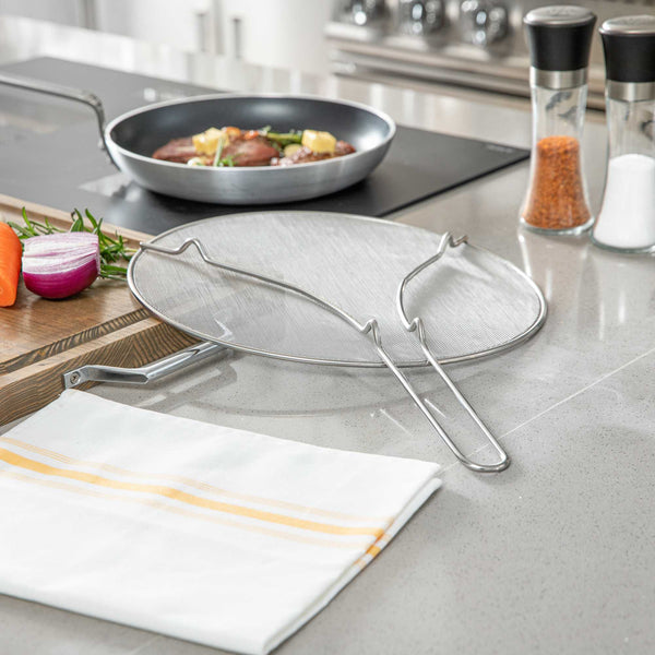 Restaurantware Met Lux Stainless Steel Splatter Screen - With Resting Feet - 13" - 1 Count Box