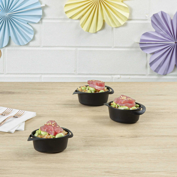 Restaurantware Mini Serve 3 Oz Round Black Plastic Mini Infinity Pot - 3 3/4" X 2 1/2" X 1 1/4" - 100 Count Box