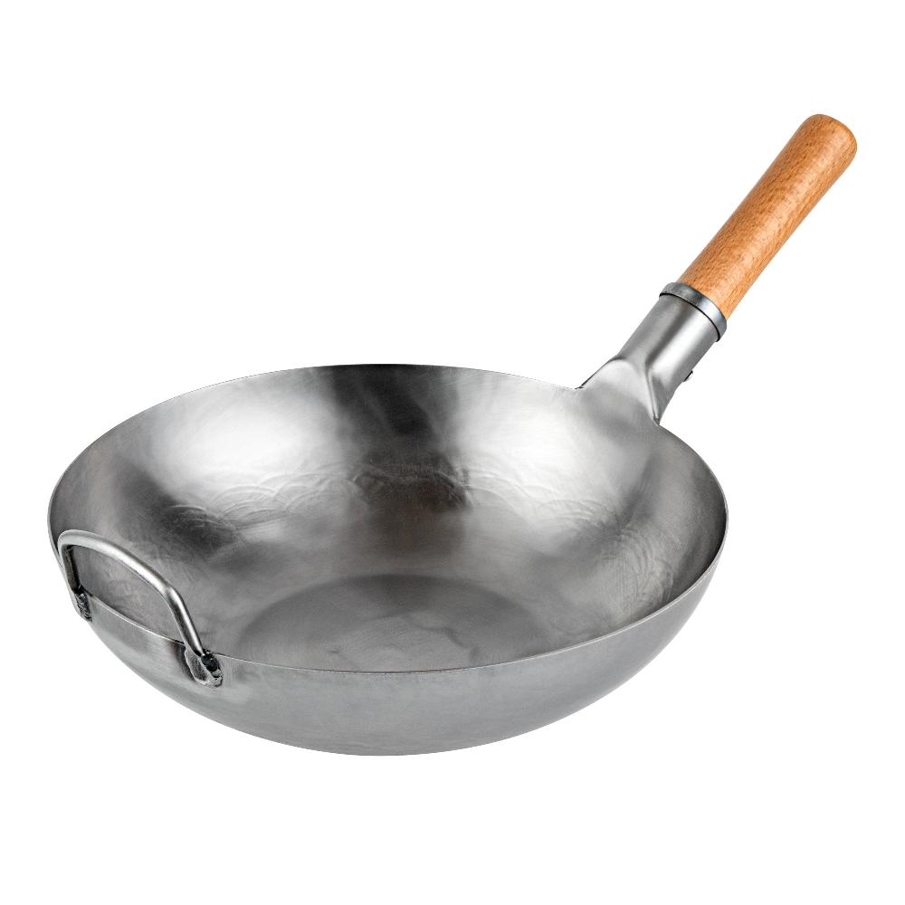 restaurantware Motomori 13 1/2" Carbon Steel Flat Bottom Wok / Stir Fry Pan - Hand Hammered with Wooden Handle - 10 count box