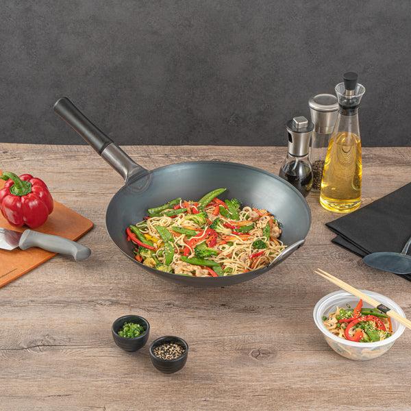 Restaurantware Motomori 14" Black Carbon Steel Round Bottom Wok / Stir Fry Pan - Pre-seasoned With Wooden Handle - 10 Count Box