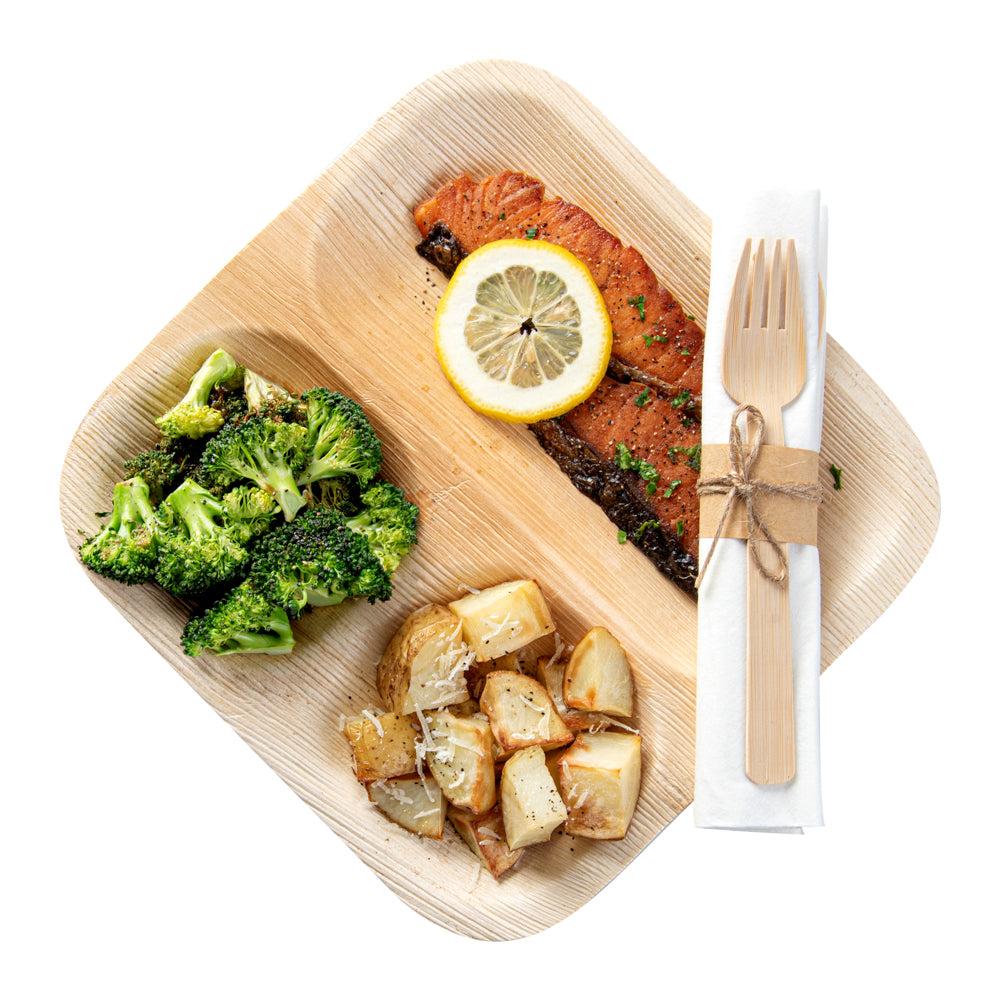 restaurantware Natural Bamboo Flatware Set - with White Napkin - 6 3/4" x 3 1/4" x 3/4" - 100 count box