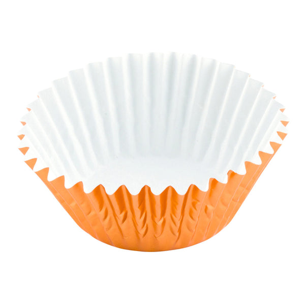 Restaurantware Panificio 0.4 Oz Round Metallic Rose Gold Paper Baking Cup - Foil-Coated - 1 1/4" X 1 1/4" X 3/4" - 200 Count Box