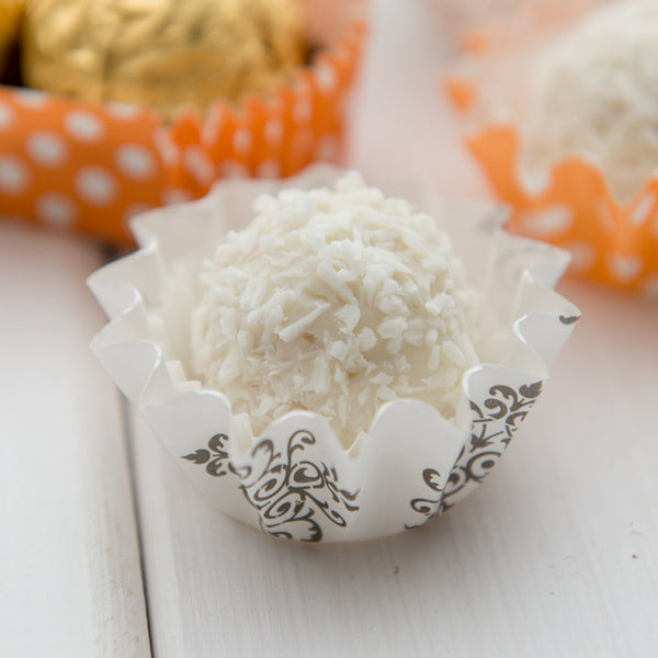 Restaurantware Panificio 0.4 Oz Round Vintage Floral Paper Mini Baking Cup - Flared - 2" X 2" X 1/2" - 200 Count Box