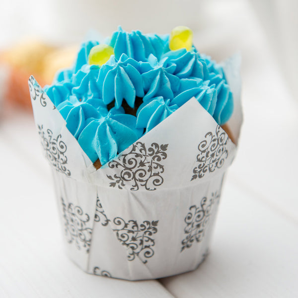 Restaurantware Panificio 1 Oz Tulip Vintage Floral Paper Regular Baking Cup - 3" X 3" X 3 1/2" - 200 Count Box