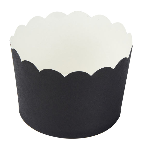 Restaurantware Panificio 10 Oz Black Paper Jumbo Baking Cup - Scalloped - 3 1/2" X 3 1/2" X 2 1/2" - 200 Count Box
